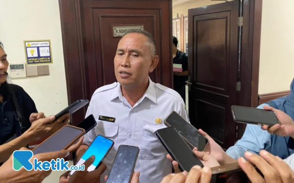 Thumbnail Berita - Dindik Surabaya Buka 4 Jalur SPMB SMP 2025, Kuota Afirmasi Ditambah 20 Persen