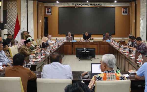 Thumbnail Berita - DPRD-KONI Jatim Pastikan Persiapan Porprov 2025