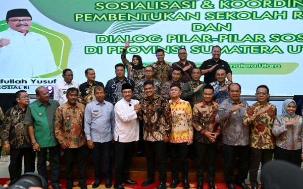 Thumbnail Berita - Wujudkan Asta Cita Presiden Prabowo, Bupati Asahan Dukung Pembentukan Sekolah Rakyat