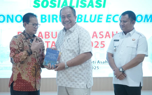 Thumbnail Berita - Sosialisasikan Ekonomi Biru, Anggota DPRI RI Rokhmin Dahuri Kunker ke Pemkab Asahan