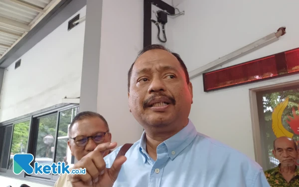 Thumbnail Berita - Kantornya Digeledah KPK, Begini Komentar Ketua KONI Jatim