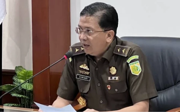 Thumbnail Berita - Koruptor Hati-Hati! Kuntadi Jabat Kajati Jatim