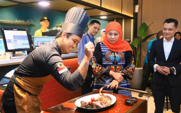 Thumbnail Berita - Khofifah Dorong Jawa Timur Jadi Pusat Kuliner Halal Indonesia
