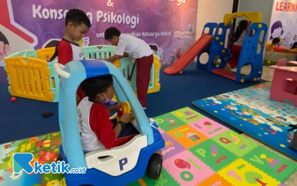 Thumbnail Berita - Komitmen Jadi Kota Layak Dunia, Wali Kota Surabaya Akan Gagas Empat Program