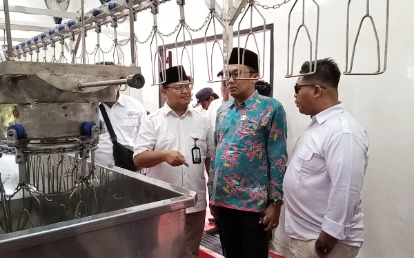 Thumbnail Berita - Komisi B DPRD Surabaya Soroti Kelayakan Fasilitas RPU Lakarsantri