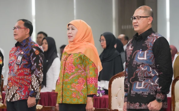 Thumbnail Berita - Khofifah Sosialisasikan SPMB 2025, Ingatkan Jangan Ada 'Setitik Nila'