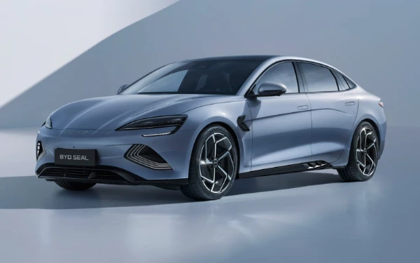 Thumbnail Berita - Mobil Listrik Cina BYD Makin Banyak di Jalanan, Ini Jenis dan Harganya!
