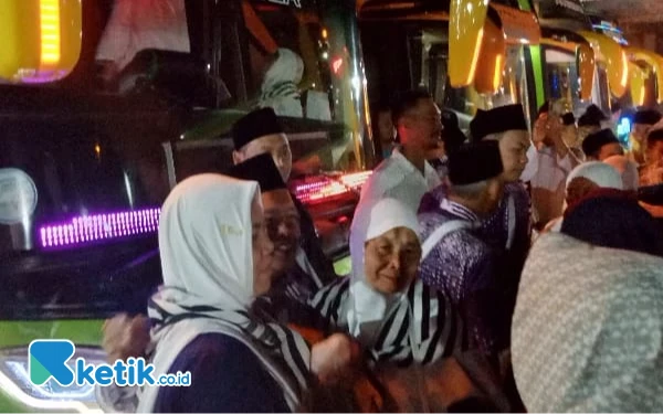 Thumbnail Berita - ‎211.699 Jemaah Calon Haji Indonesia Lunasi Bipih Reguler 2025  ‎