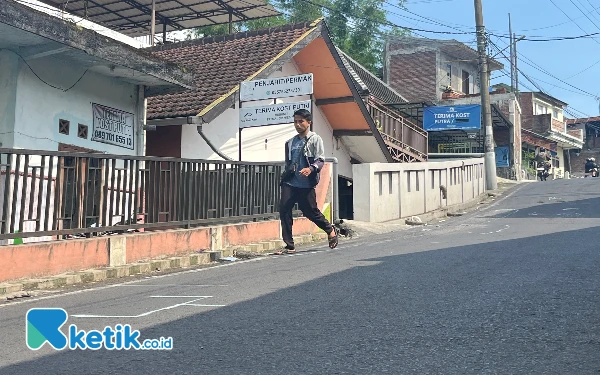 Thumbnail Berita - Truk Mundur Lindas Pengendara Motor di Kota Malang, 1 Balita Meninggal Dunia