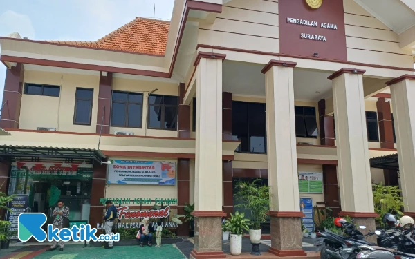 Thumbnail Berita - Pengadilan Agama Surabaya Catat 4 Permohonan Izin Poligami di Awal 2025