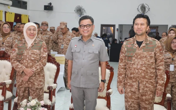Thumbnail Berita - Gubernur Lemhanas Apresiasi Pemprov Jatim Gelar Retreat ala Prabowo