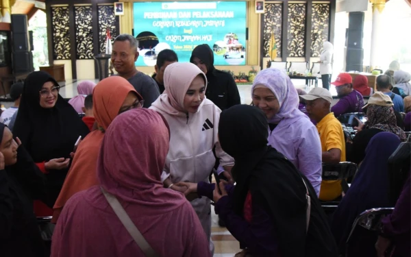 Thumbnail Berita - Wabup Sidoarjo Mimik Idayana Doakan Calon Jamaah Haji Sidoarjo Sehat dan Mabrur