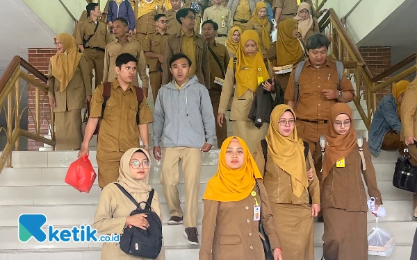 Thumbnail Berita - Kabar Gembira Bagi Guru Kota Malang, Pemkot Fasilitasi Lanjut S2 Demi Kesejahteraan