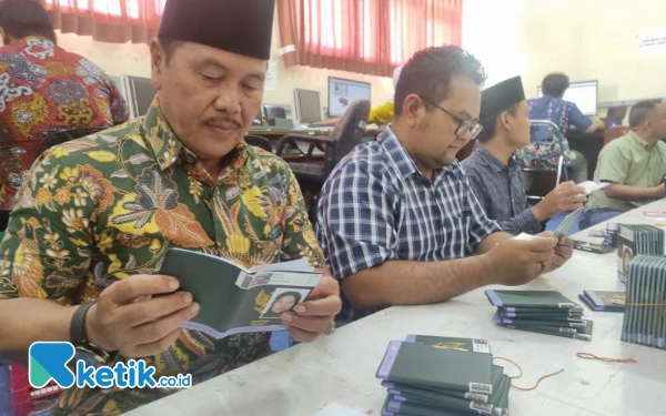 Thumbnail Berita - Lengkap! Ini Jadwal Keberangkatan 97 Kloter JCH 2025 Embarkasi Surabaya