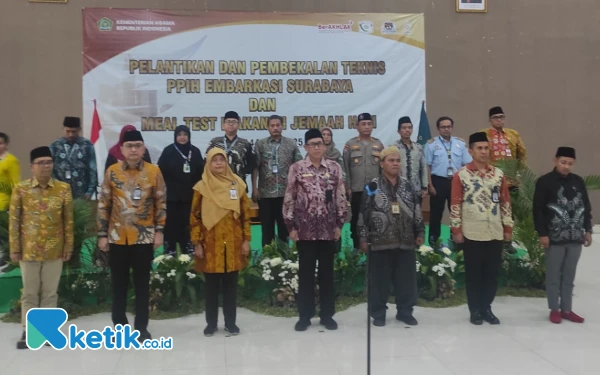 Thumbnail Berita - Menag: Petugas Jangan Lupa Senyum Saat Layani Jemaah
