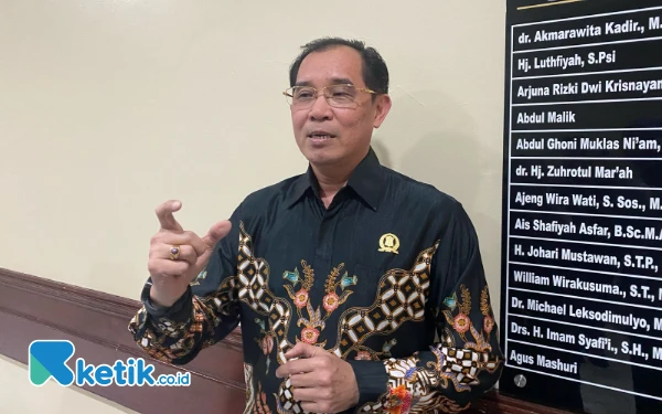 Thumbnail Berita - Penonaktifan NIK Bagi Pasien TBC, Komisi D DPRD Surabaya Desak Penundaan