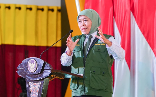 Thumbnail Berita - Dalang Video Hoaks Ditangkap, Khofifah Ingatkan Verifikasi dari Sumber Resmi