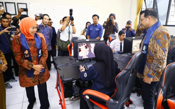 Thumbnail Berita - Khofifah Optimistis Cyber Defense Academy KEK Singhasari Jadi Pusat Penelitian dan Inovasi Siber