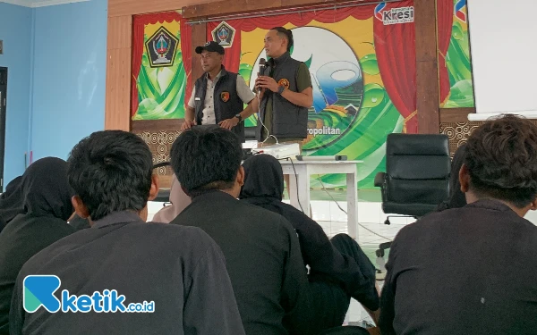 Bangun Kesadaran Hukum Sejak Dini, PSHT Blitar Gandeng Polres dalam Edukasi Siswa