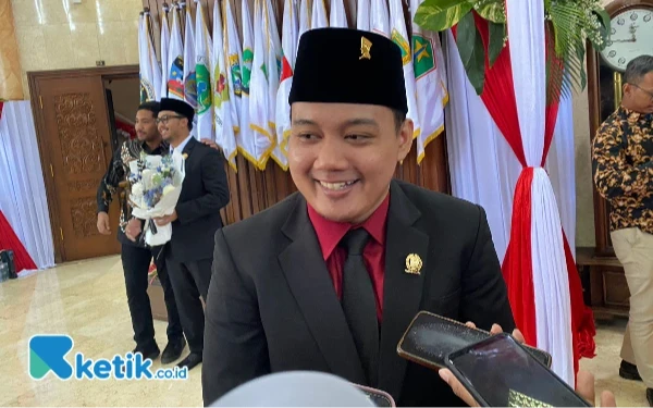Thumbnail Berita - Putra Risma Berpotensi Jabat Ketua PDIP Surabaya