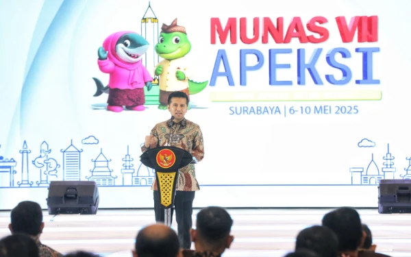 Thumbnail Berita - Munas APEKSI 2025, Wagub Emil: Sinergitas dan Kolaborasi Kunci Jalankan Roda Pemerintahan