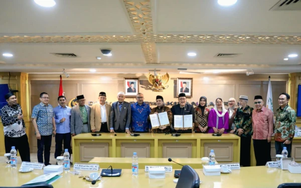 Thumbnail BPJPH Wajibkan Skincare Punya Sertifikasi Halal Mulai 2026
