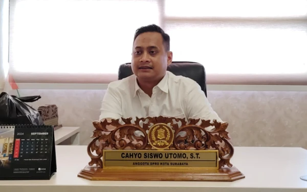 Thumbnail Berita - 21 Tahun Mengabdi untuk PKS, Ini Profil Anggota DPRD Surabaya Cahyo Siswo Utomo