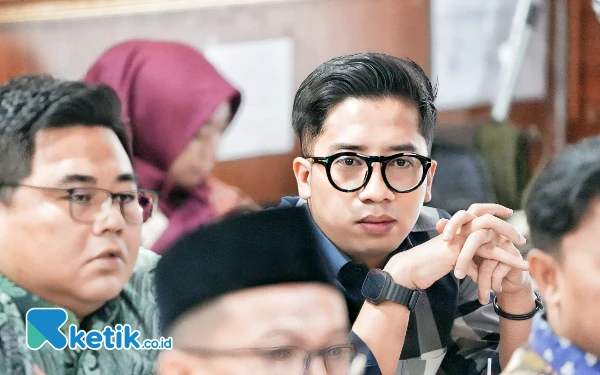 Thumbnail Berita - Fraksi PKB Desak Klarifikasi Dugaan Keterlibatan Orang Kuat Pemprov di Kasus Kredit Fiktif