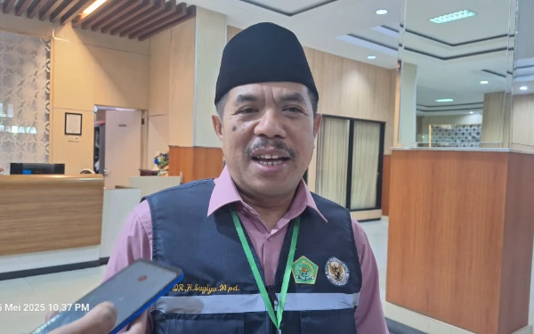 Thumbnail Berita - Jelang Puncak Haji, PPIH Embarkasi Surabaya Beri Pesan Penting