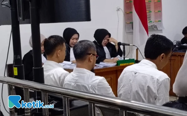Tiga Terdakwa Korupsi Proyek Kantor Lurah Banyuasin Didakwa Rugikan Negara Rp 688 Juta
