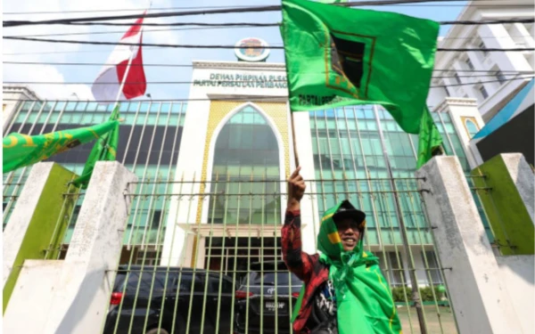 Donny Tokan Sebut Tokoh Eksternal Tak Bantu saat Pemilu, Kader PPP Jateng: Dia Aja gak Nyaleg!