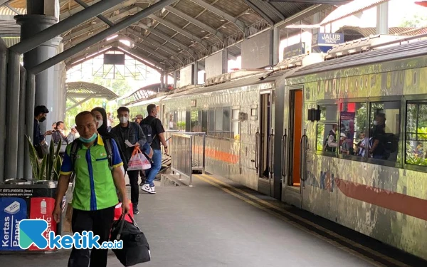 Thumbnail H-1 Iduladha, 39 Ribu Penumpang Gunakan Kereta Api di Daop 8 Surabaya
