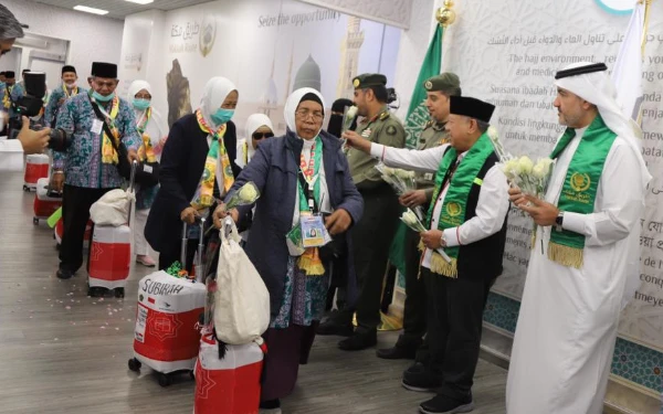 Masjidil Haram Padat, Jemaah Haji Indonesia Diimbau Tetap di Hotel pada 12-13 Zulhijah