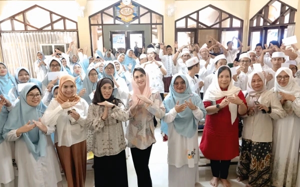 Thumbnail Berita - Arumi Hadiri Sobat Dili Mengaji, Kajian Rutin Diharap Jadi Teladan Bagi Masyarakat
