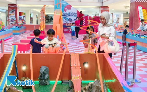 Thumbnail Berita - Bermain Diecast, Alternatif Habiskan Liburan Sekolah