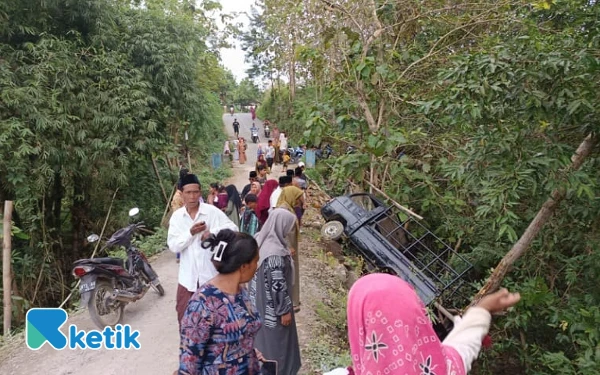 Thumbnail Lima Tahun Jalan Rusak, Satu Nyawa Jadi Harga Diamnya Pemkab Sampang