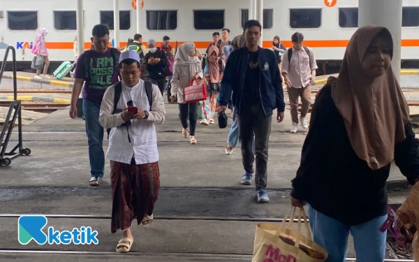 Dukung Mobilitas Masyarakat, Stasiun Surabaya Gubeng Miliki Layanan Transportasi Umum Lengkap