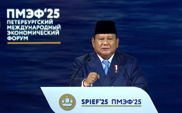 Thumbnail Berita - Prabowo Jelaskan Alasan Pilih Hadiri SPIEF 2025 di Rusia daripada KTT G7 di Kanada