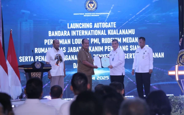 Thumbnail Berita - Bupati Asahan Hadiri Peresmian Fasilitas Keimigrasian di Bandara Kualanamu