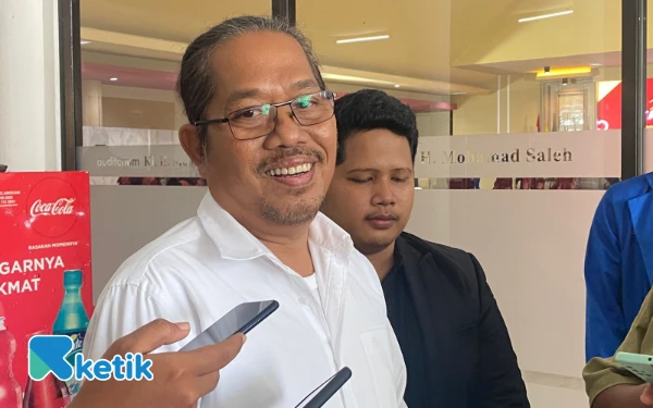 Thumbnail Berita - Maraknya Miras Ilegal, Buleks Desak Satpol PP Surabaya Lakukan Penyisiran Rutin