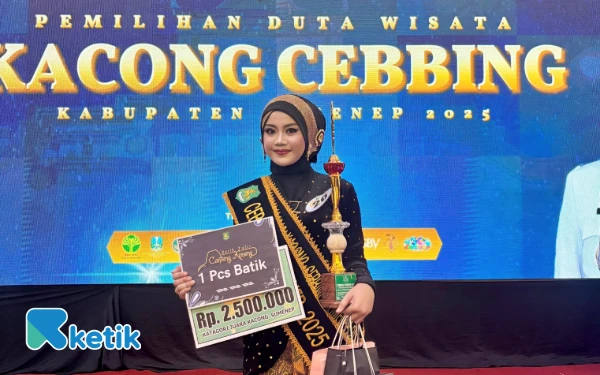 Thumbnail Berita - Khofifah, Cebbhing Sumenep 2025 yang Siap Gaungkan Budaya Madura ke Dunia