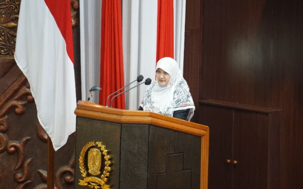 Thumbnail Berita - Pansus DPRD Jatim Dorong Penguatan Strategi Pembangunan RPJMD 2025–2029