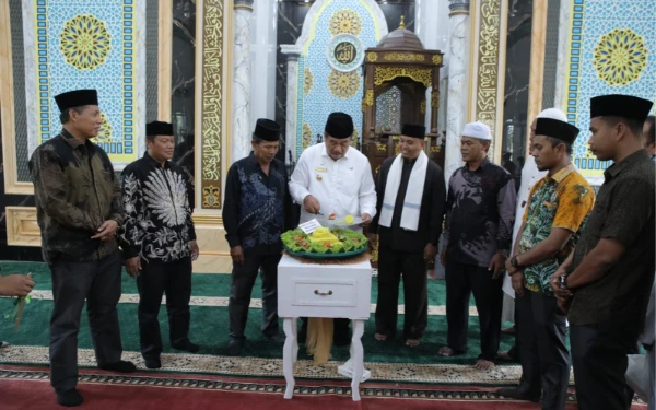 Thumbnail Berita - Peresmikan Musholla Al-Ikhlas Menjadi Masjid di Desa Air Joman Baru, Taufik Zainal Beri Apresiasi