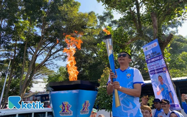 Thumbnail Berita - Api Porprov IX Jatim 2025 Mulai Dikirab Keliling Kota Malang