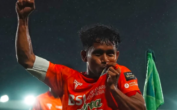 Thumbnail Berita - Andik Vermansyah Akhirnya Ucapkan Perpisahan dengan Persiraja, Apa yang Terjadi?
