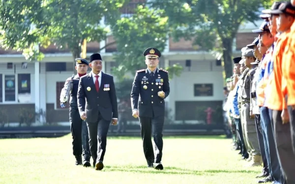 Thumbnail Berita - Upacara Hari Bhayangkara ke-79 Digelar di Pendopo Kabupaten Pacitan