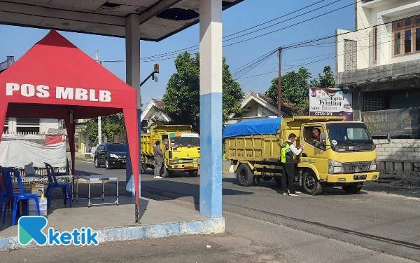 Thumbnail Berita - Aturan Baru Tata Kelola Tambang Resmi Berlaku, Pemkab Blitar Launching Pos Pengawasan MBLB