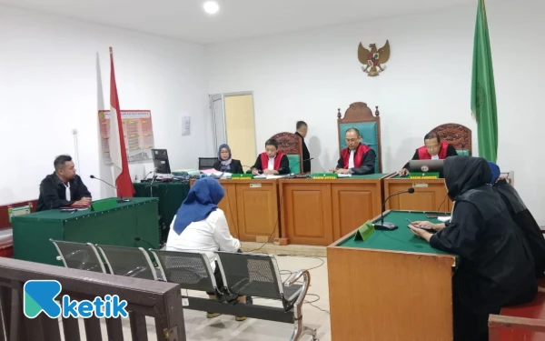Thumbnail Berita - Terbukti Korupsi Rp5,2 Miliar, Mantan Teller BNI Divonis 4,5 Tahun Penjara dan Wajib Kembalikan Uang Negara
