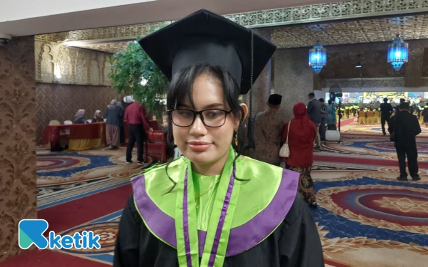 Debora Simanjuntak, Wisudawan Disabilitas yang Kenalkan AI Kepada Tunanetra
