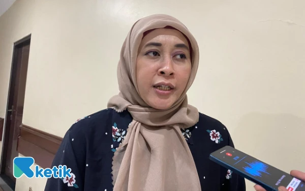 Thumbnail Berita - Pendidikan SD-SMP Gratis, Ajeng Wira: Di Surabaya Sudah Masif